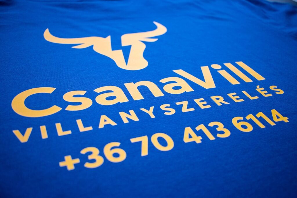 Céges póló villanyszerelőknek - CsanaVill