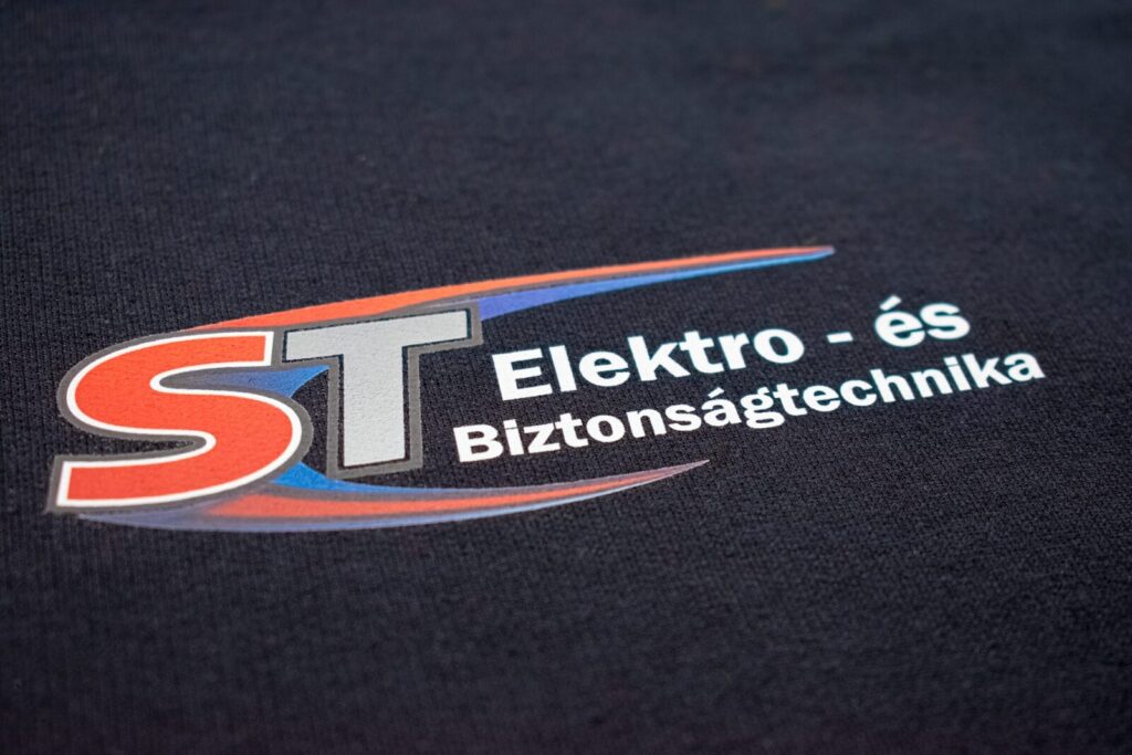 ST Elektro céges póló