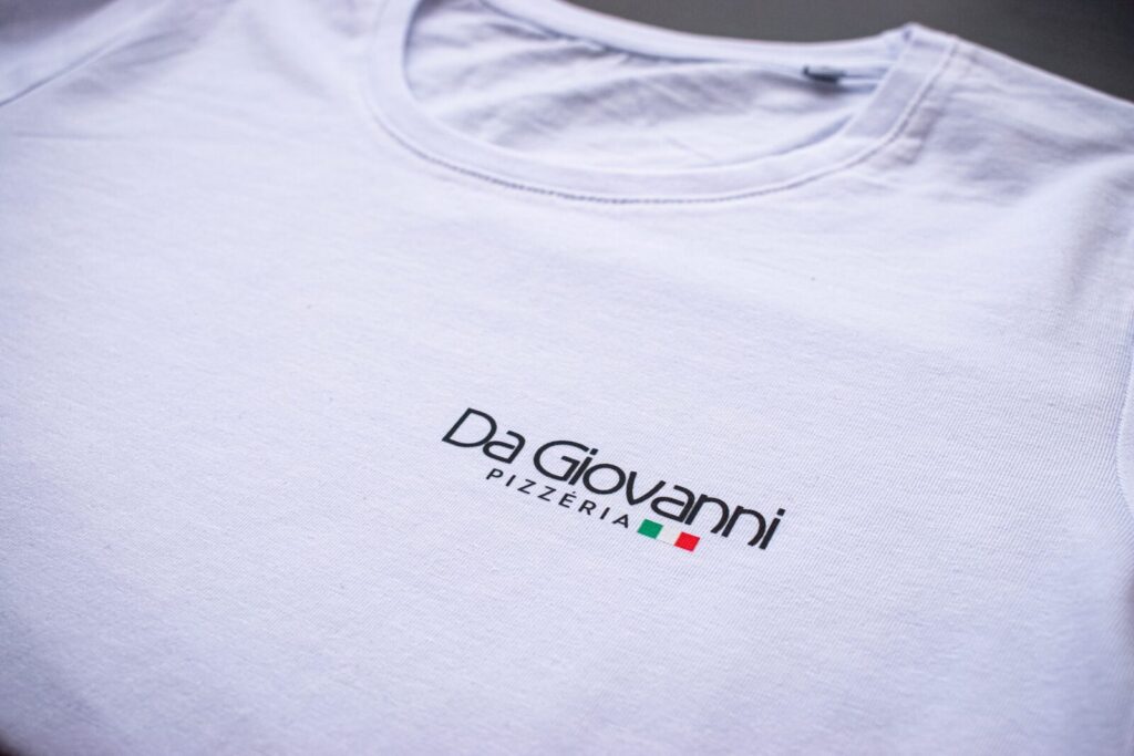 Da Giovanni céges póló vendéglátás