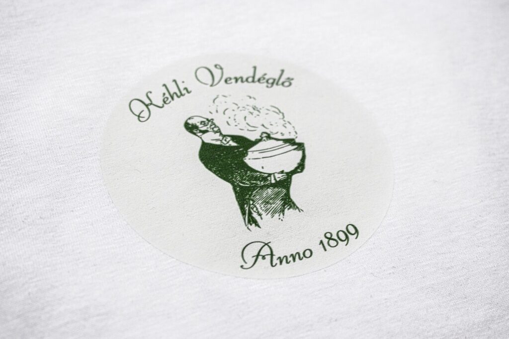 Kéhli Vendéglő céges póló